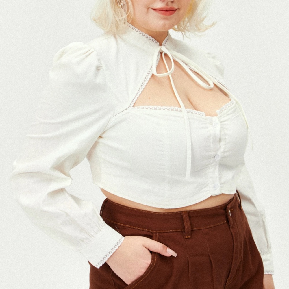 Curve & Plus Floral Trim Warm Long Sleeve Crop Top